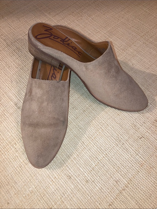 Zodiac Shoes - Zodiac Tan Suede Slip-On Mule